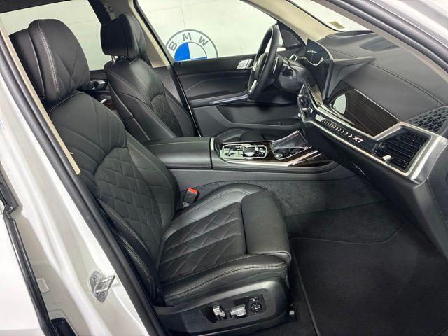 2026 BMW X7 - $83,925