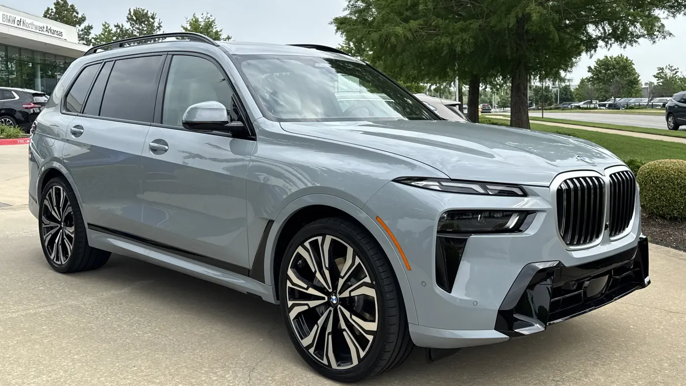 2027 BMW X7 xDrive40i