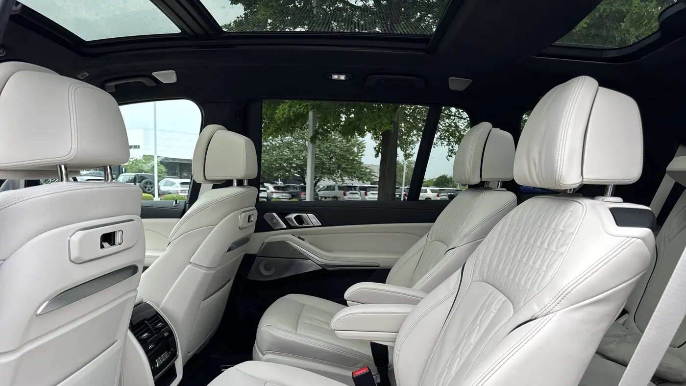 2027 BMW X7 xDrive40i