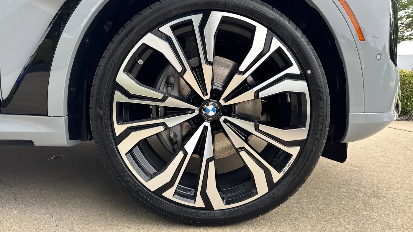 2027 BMW X7 xDrive40i