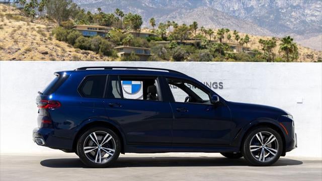 2023 BMW X7 xDrive40i
