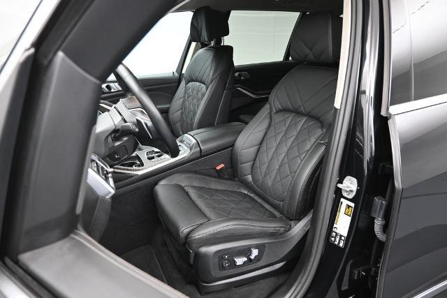 2024 BMW X7 - $54,085
