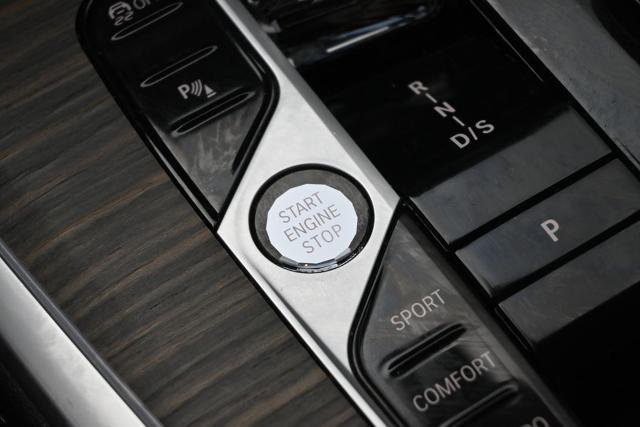 2024 BMW X7 - $54,085