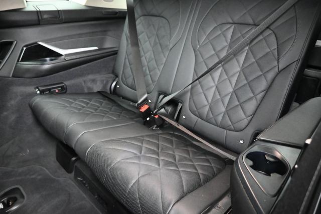 2024 BMW X7 - $54,085