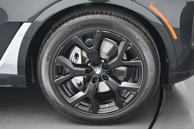 2024 BMW X7 - $54,085