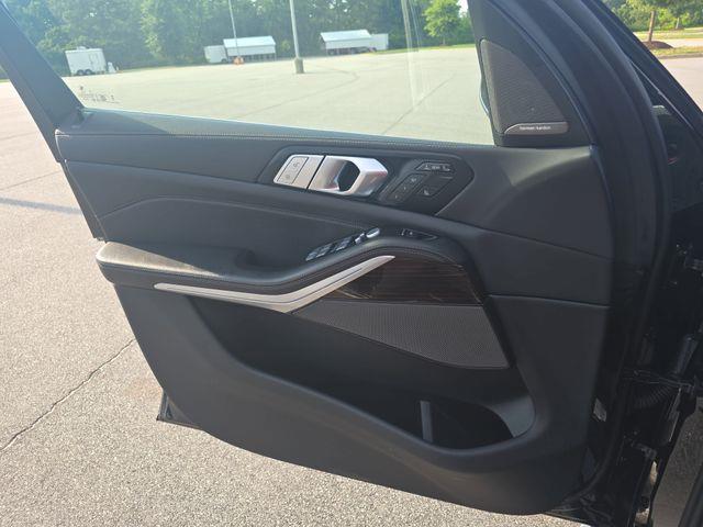 2026 BMW X7 - $64,997