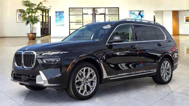 Preowned 2026 BMW X7 xDrive40i for Sale