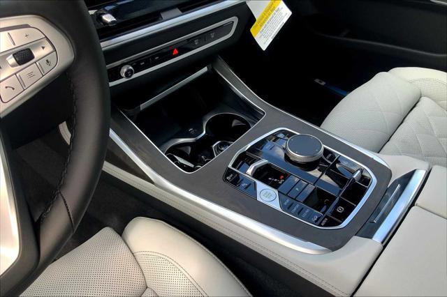 2026 BMW X7 - $77,777