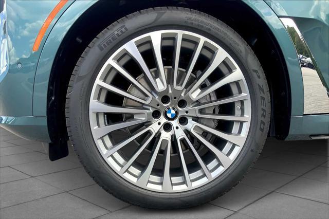 2026 BMW X7 - $77,777