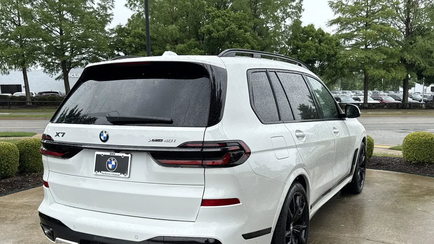 2027 BMW X7 xDrive40i