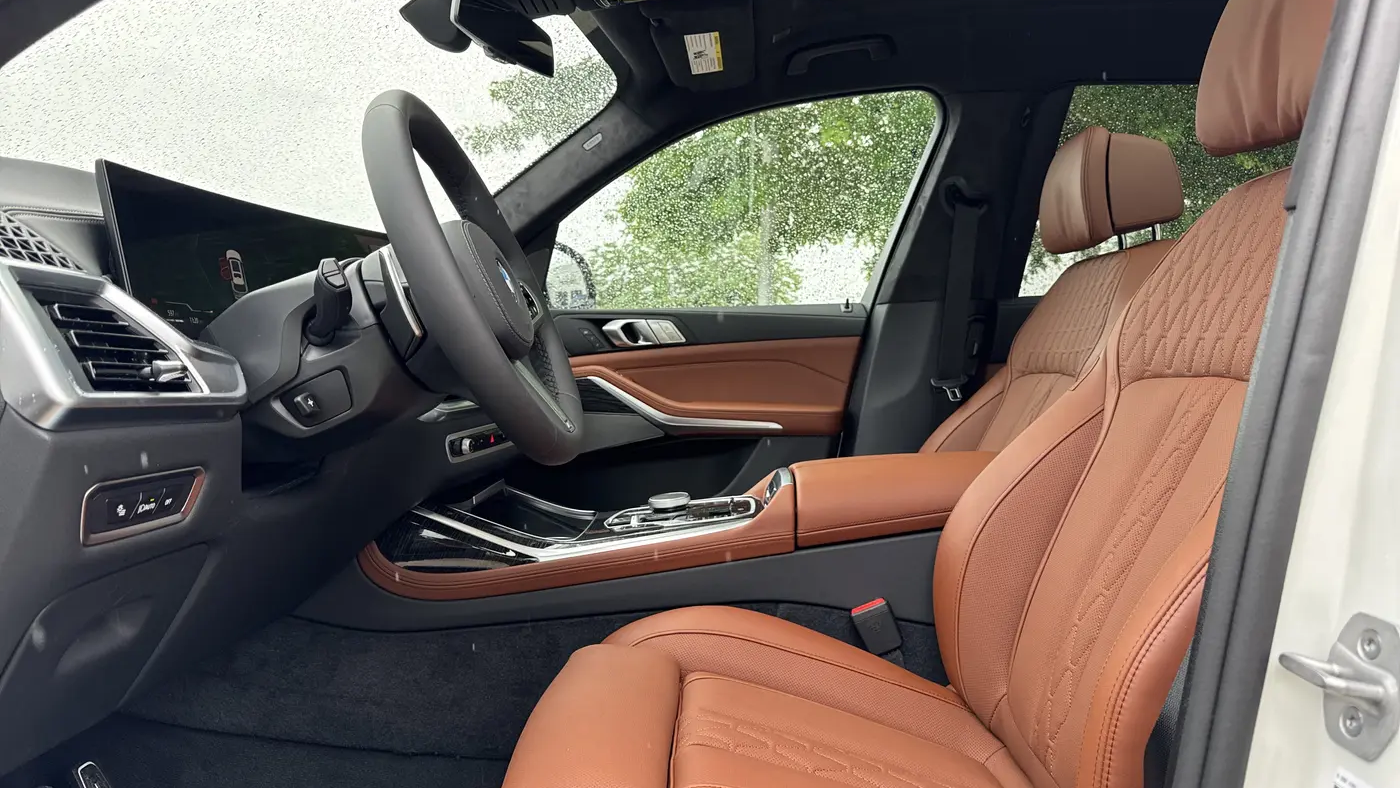 2027 BMW X7 xDrive40i