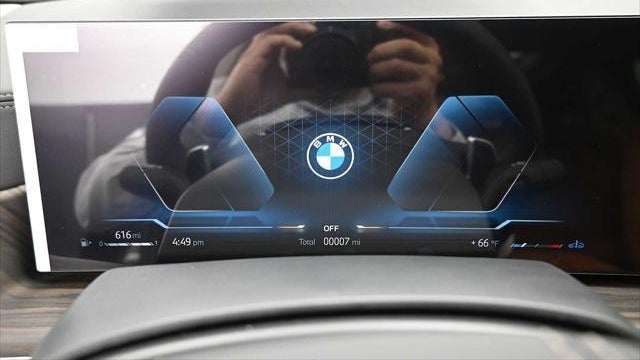 2027 BMW X7 xDrive40i