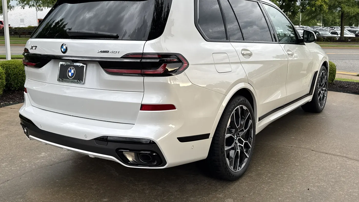 2027 BMW X7 xDrive40i