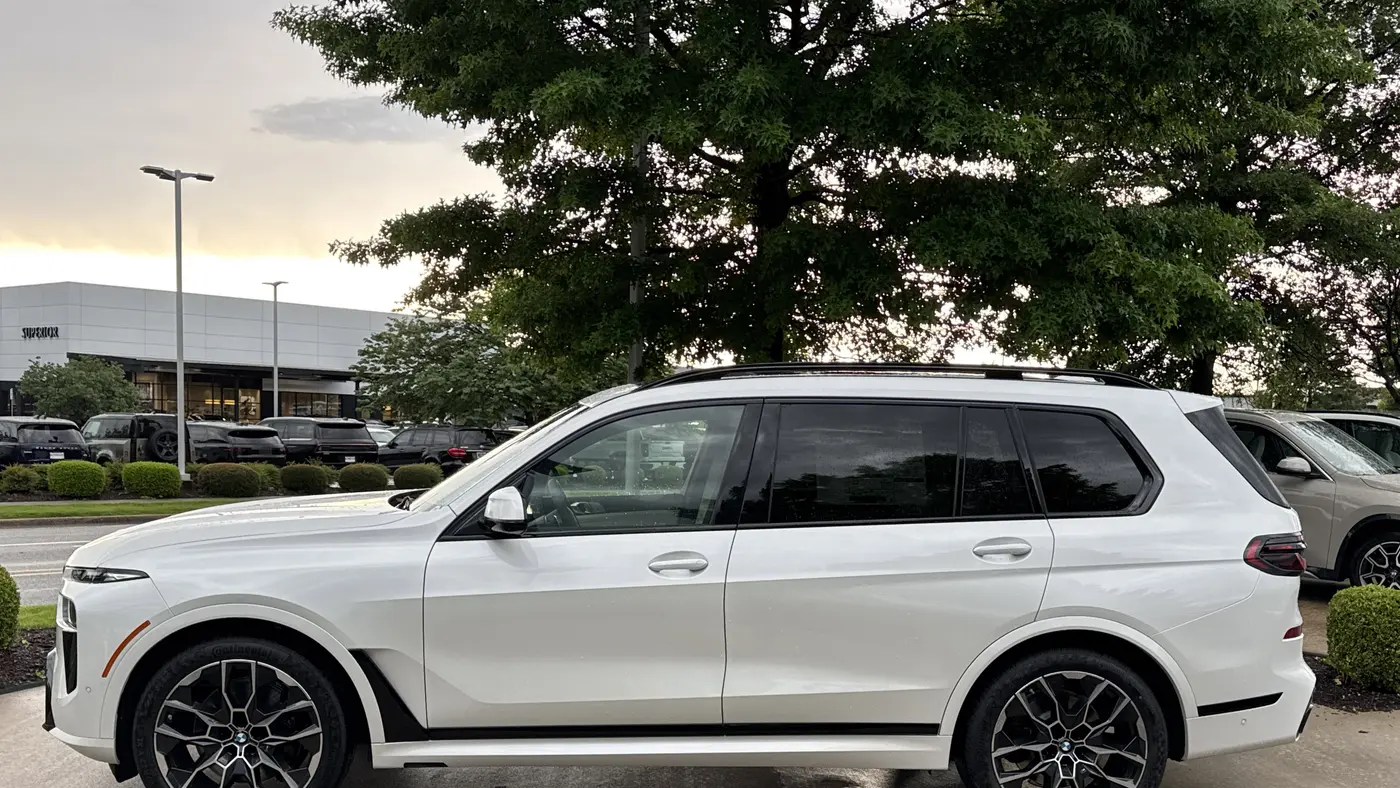 2027 BMW X7 xDrive40i