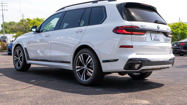 2027 BMW X7 xDrive40i