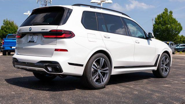 2027 BMW X7 xDrive40i
