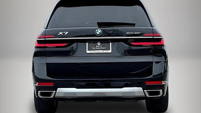 2023 BMW X7 xDrive40i