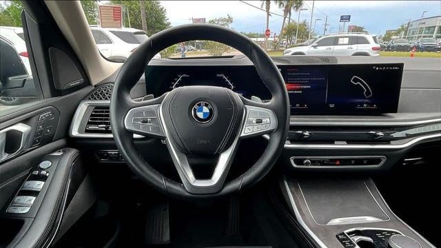 2023 BMW X7 xDrive40i