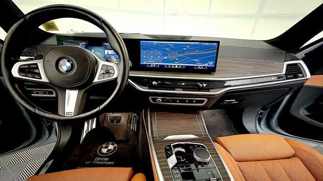 2024 BMW X7 xDrive40i