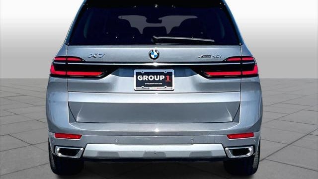 2024 BMW X7 xDrive40i