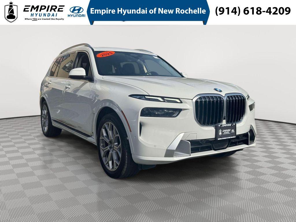2025 BMW X7