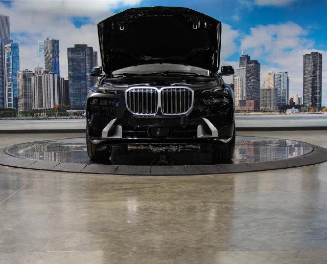 2026 BMW X7 - $75,407