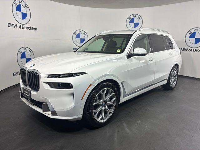 2026 BMW X7 - $83,194