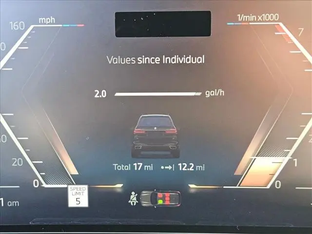 2027 BMW X7 - $100,312