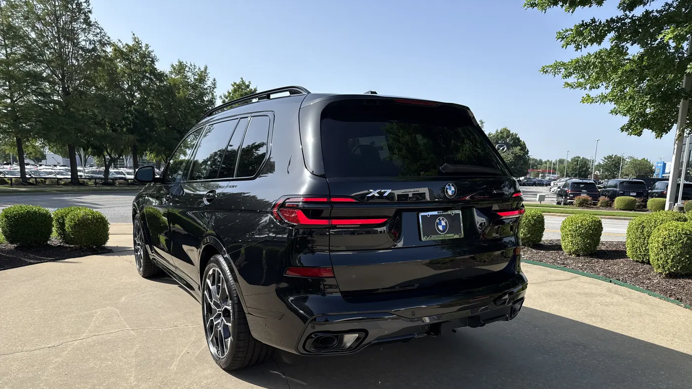 2027 BMW X7 xDrive40i