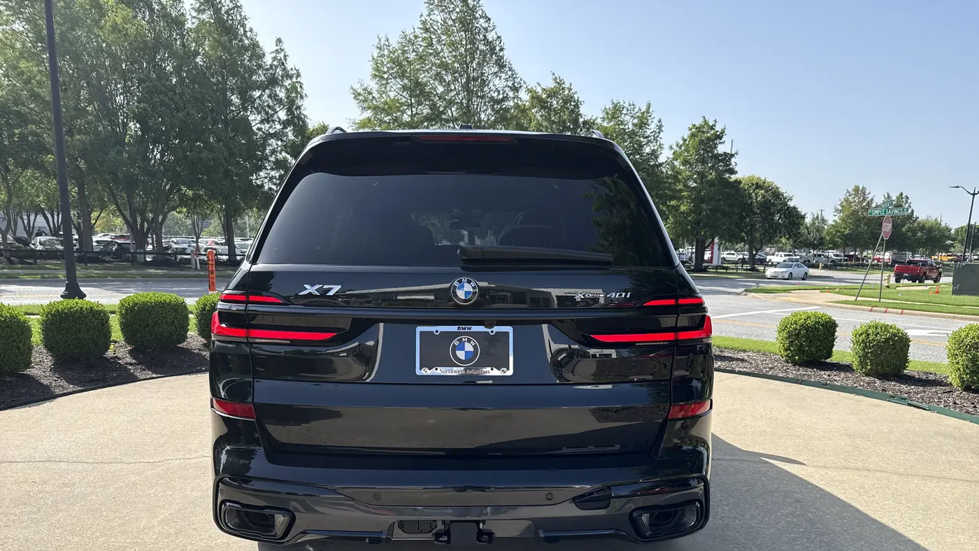 2027 BMW X7 xDrive40i