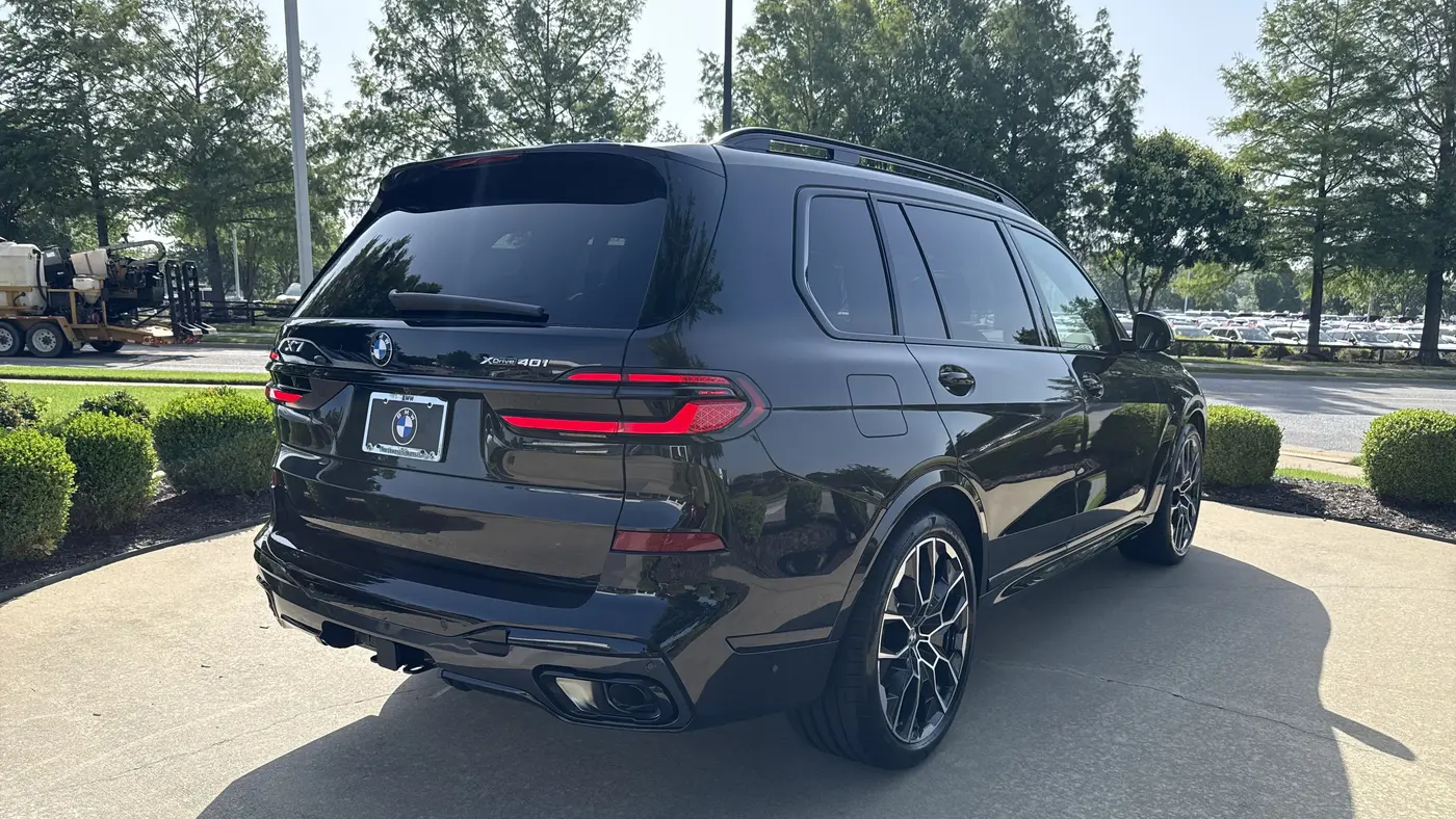 2027 BMW X7 xDrive40i