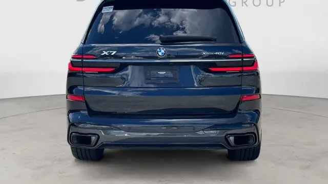 2023 BMW X7 xDrive40i