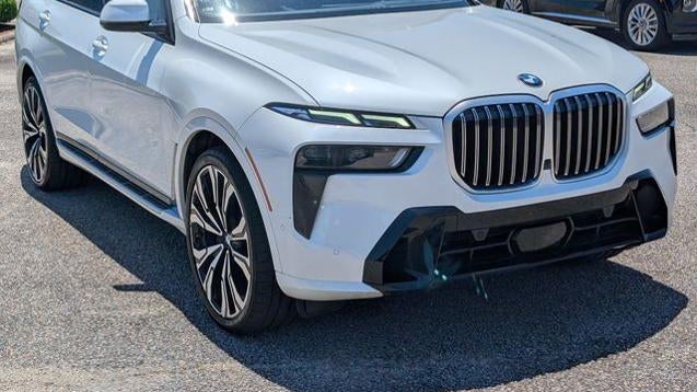 2023 BMW X7 xDrive40i