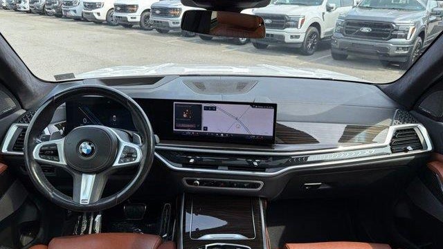 2024 BMW X7 xDrive40i