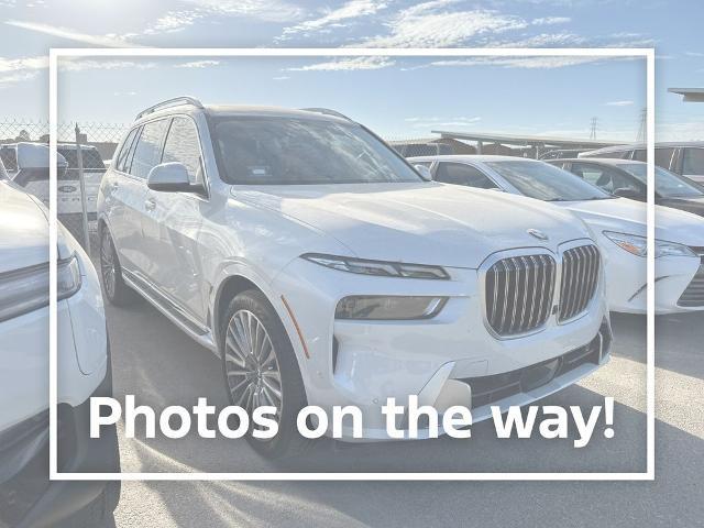 2024 BMW X7