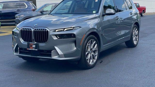 2024 BMW X7 xDrive40i