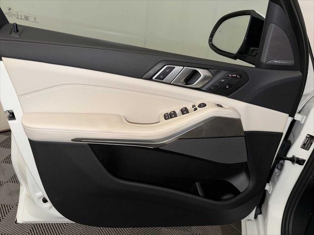 2026 BMW X7 - $94,898