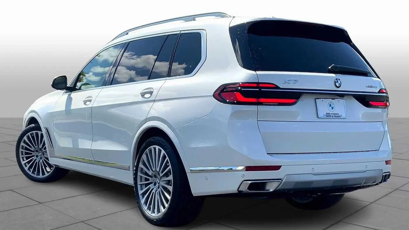 2026 BMW X7 xDrive40i