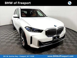 2024 BMW X5 with Alpine White Exterior