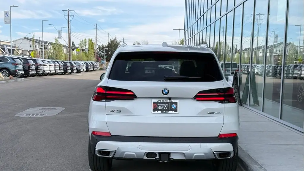 2026 BMW X5 xDrive40i