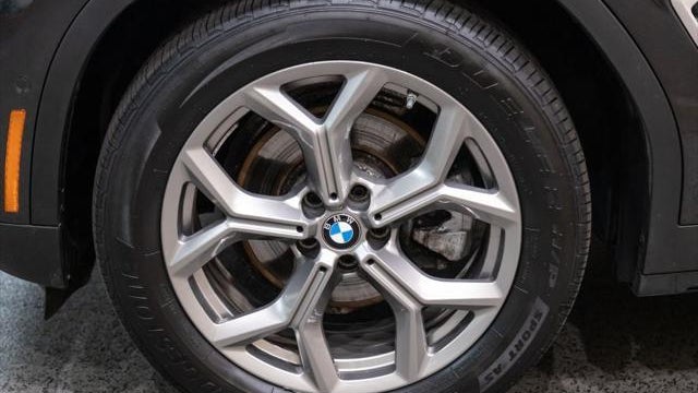 2023 BMW X4 xDrive30i