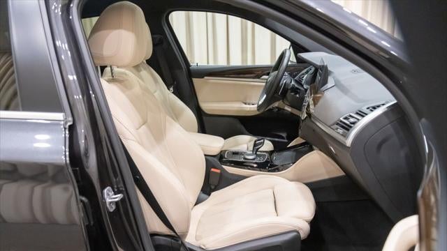 2023 BMW X4 xDrive30i