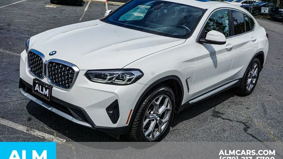 2025 BMW X4 xDrive30i