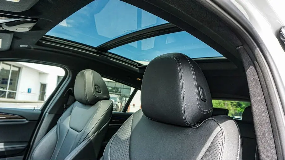 2025 BMW X4 xDrive30i