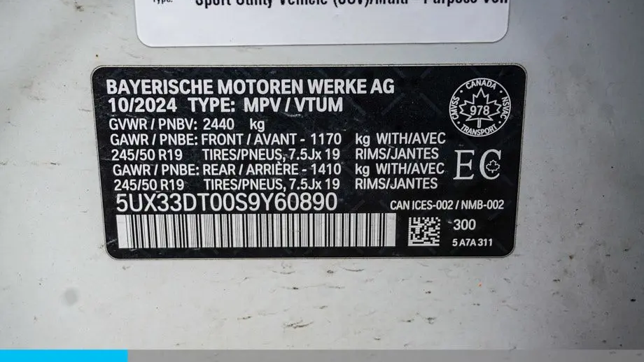 2025 BMW X4 xDrive30i