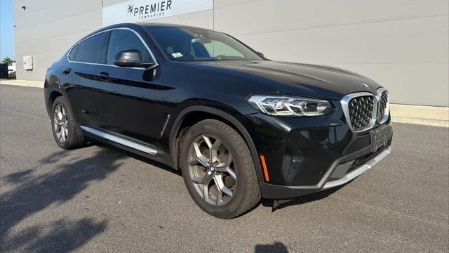 2022 BMW X4 xDrive30i