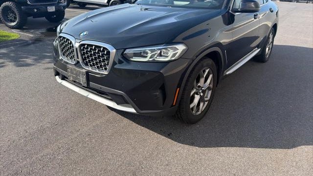 2022 BMW X4 xDrive30i