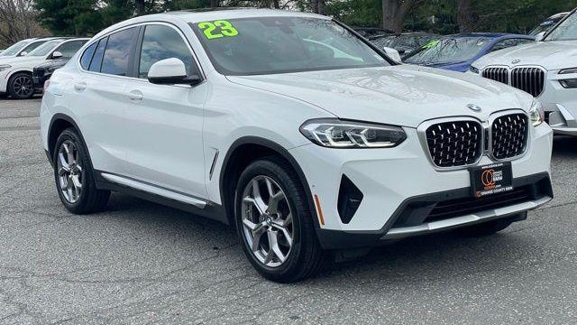 2023 BMW X4 xDrive30i