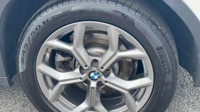 2023 BMW X4 xDrive30i
