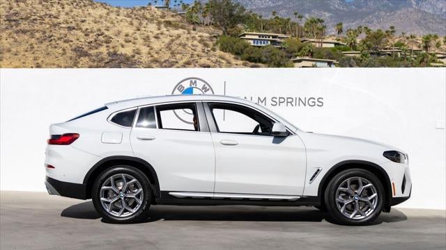 2023 BMW X4 xDrive30i